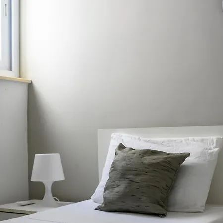 ホームステイ F5 2, Private Two Single Beds Shared Bathroom In Shared Flat *